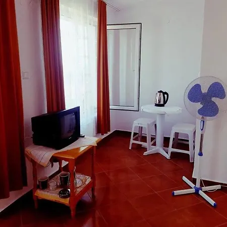 Anastasiya's With Stunning Sea Views